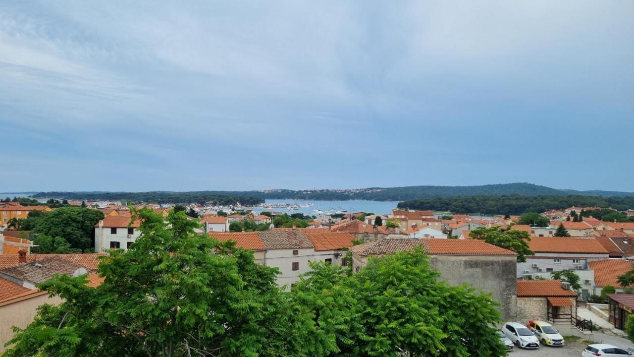 Hotel Laura